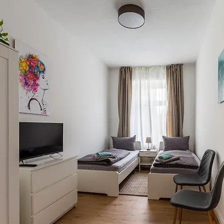 Apartment Spacious Flat Close To Center *